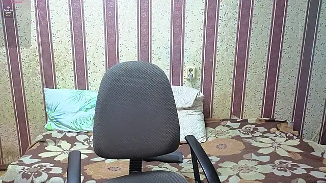 darienlarge's Webcam Show