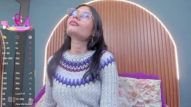 NayeCloud Chat XXX live