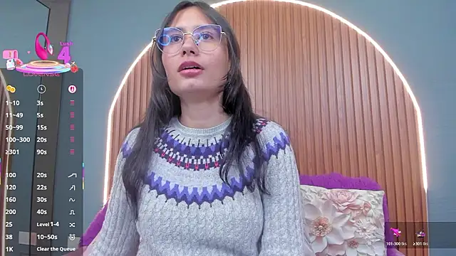 Chat XXX ao vivo de NayeCloud