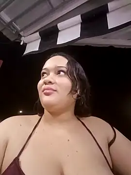 XXX chat uživo modela Datoka_adrenaline