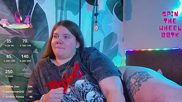 RubyValen's Live XXX Chat