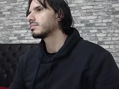 MrTyler667 Show in webcam