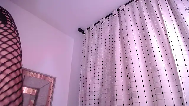 salomecastro_ élő XXX-chatje