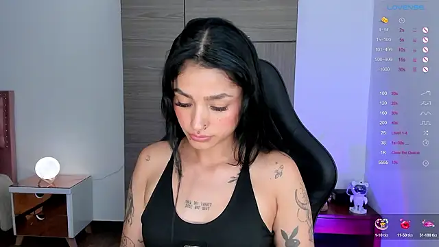 Lizzie_corner_v Live XXX Chat