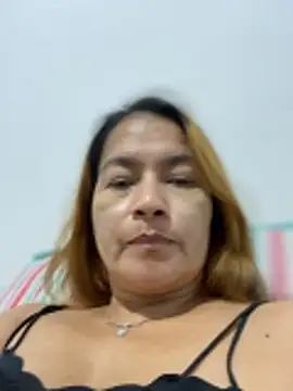 Jlo_69 Chat XXX in diretta