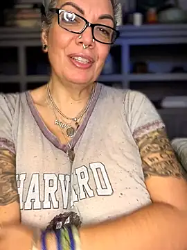 dieseldame1313's Live XXX Chat