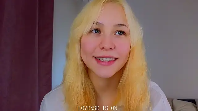 BritniBers élő XXX-chatje