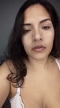 badlove42 Adlı Modelin Canlı XXX Sohbeti