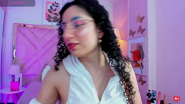 DemiJones_ 라이브 XXX 채팅