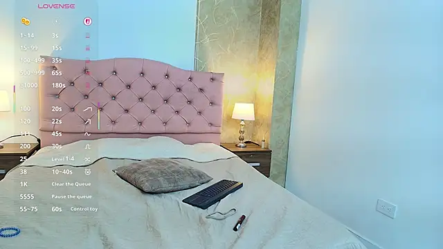 zoe_bermudez Chat XXX live