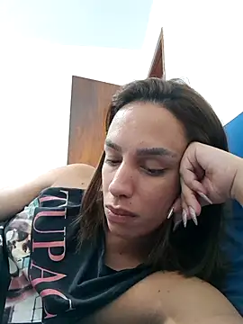 ofjuliaa Adlı Modelin Canlı XXX Sohbeti