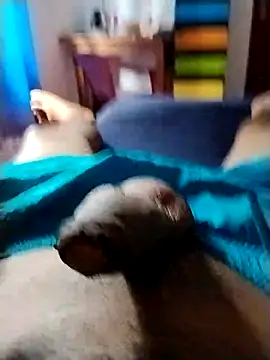 chali666 Show in webcam