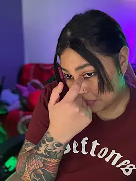 miacanela_xo: онлайн-секс-чат