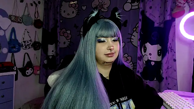 lussyevans24's Live XXX Chat