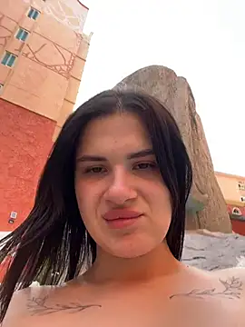 MiraReach: онлайн-секс-чат