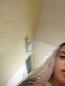 دردشة YouCandiSumisa الجنسية المباشرة