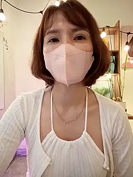 Emma_LinhのライブXXXチャット