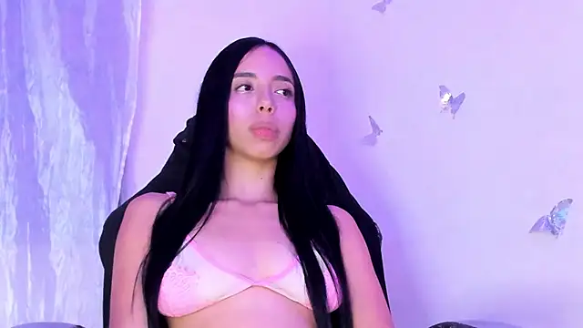 EvelynLuxxのライブXXXチャット