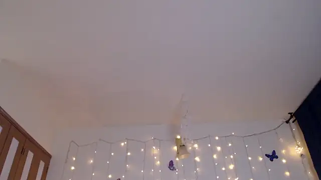 TaniaBoltonのライブXXXチャット