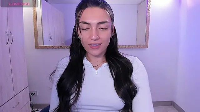 Chat XXX en directo de EricaVanderhill