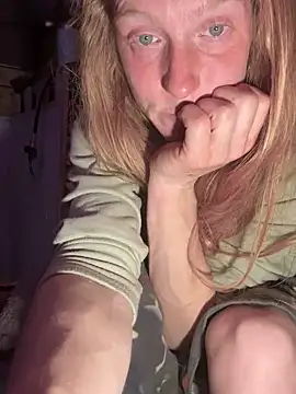 GoldenFlameGoddess – Naživo XXX chat