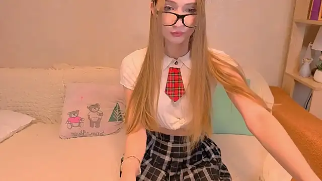 ShyBerryNelly 现场XXX聊天