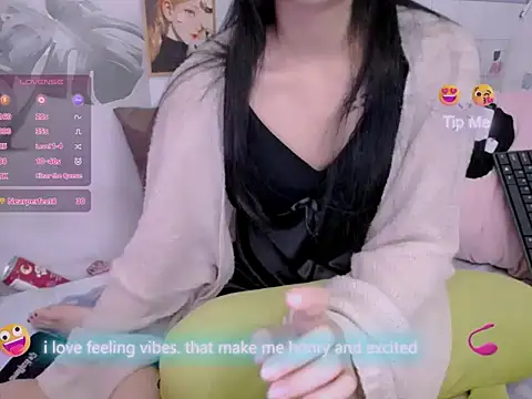 Ly__: онлайн-секс-чат