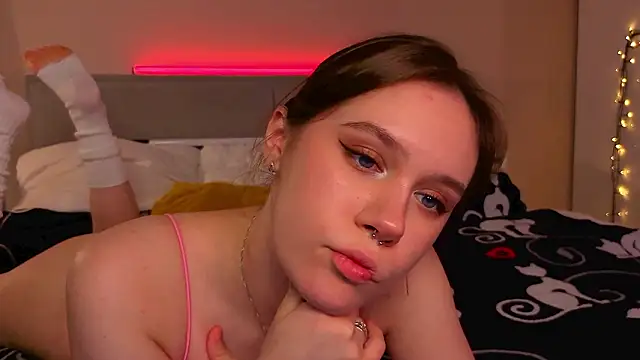 Mia_Luw Adlı Modelin Canlı XXX Sohbeti