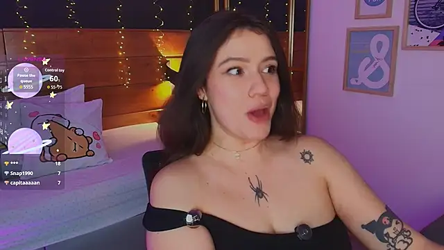 hanna_kimura élő XXX-chatje