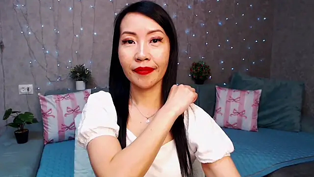 LiaPak Chat XXX live