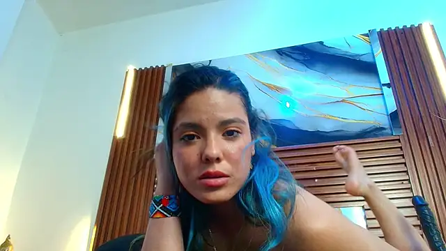 Evelin_thompsson 现场XXX聊天