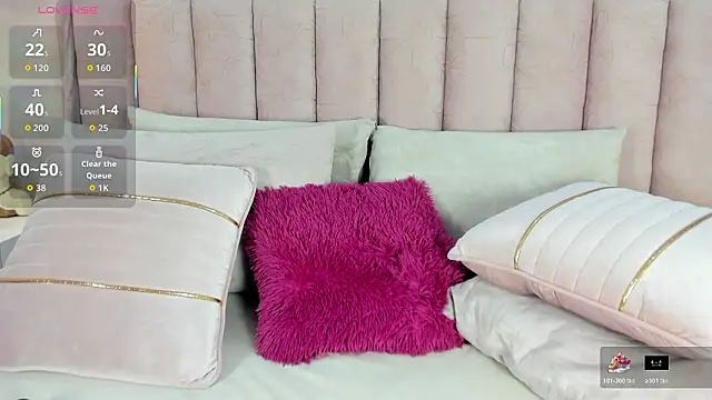 caro_gemmのライブXXXチャット