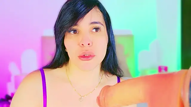 Chat XXX en directo de CharlootteEvans