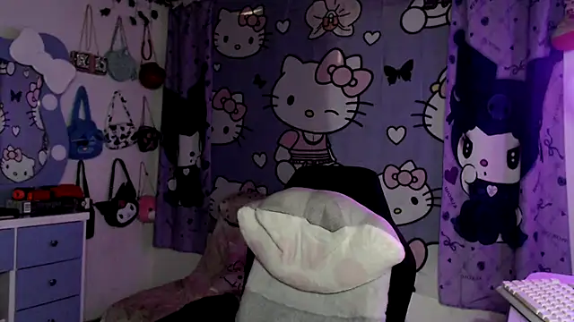 Chatroom XXX en direct de lussyevans24