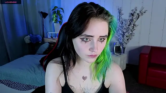 Czat XXX na żywo – RubyMyst