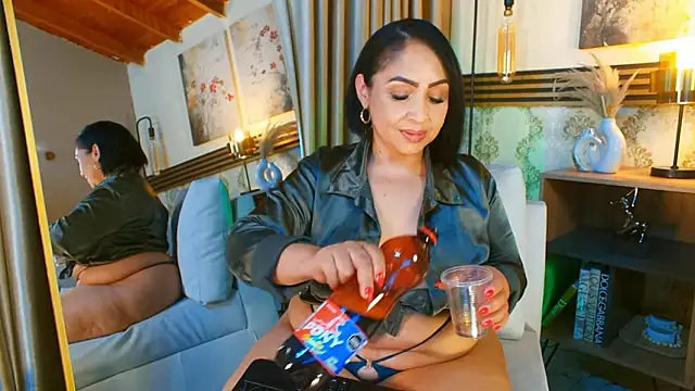 Chatroom XXX en direct de Madissononee