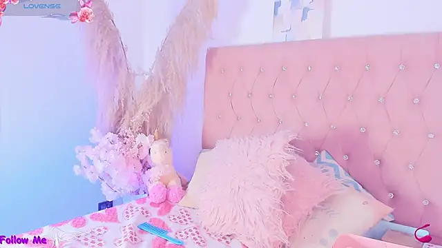 SophieRossi live XXX chat