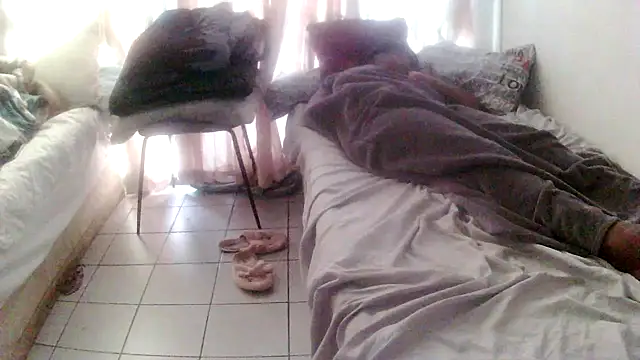 Darkdindy8 Live XXX-chat