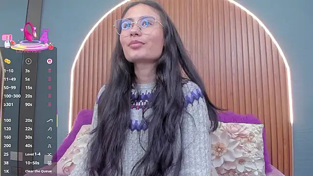 NayeCloud Chat XXX live