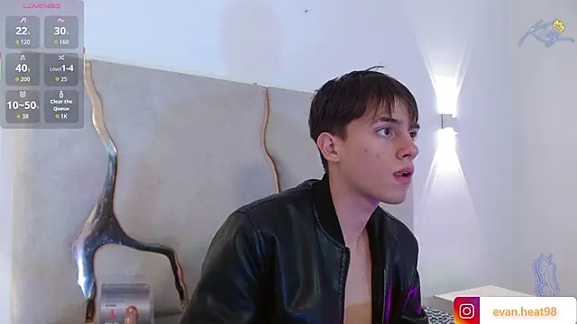 Chat XXX en directo de EVAN_TAY