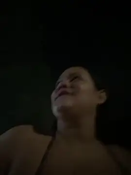 Datoka_adrenaline: διαδικτυακό σόου στην κάμερα