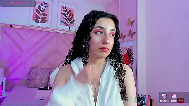 Czat XXX na żywo – DemiJones_