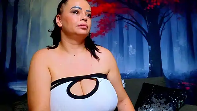 ElizabethEven Adlı Modelin Canlı XXX Sohbeti