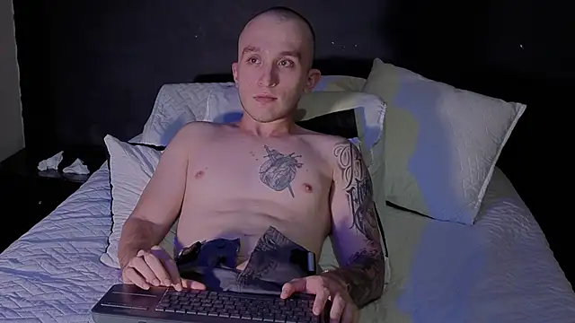 Dylanwhite23_'s Live XXX Chat