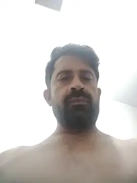 XxX_KING30 Adlı Modelin Canlı XXX Sohbeti