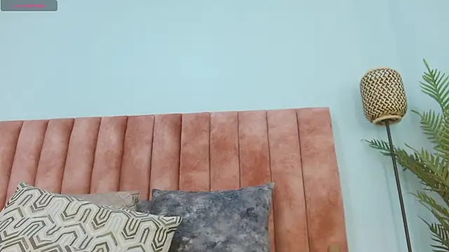 nana_levy Adlı Modelin Canlı XXX Sohbeti