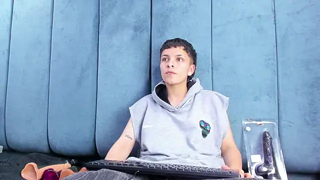 XXX chat uživo modela Megan_Thompson_