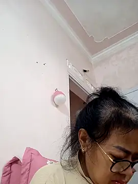 Hotestlove: απευθείας συνομιλία ΧΧΧ