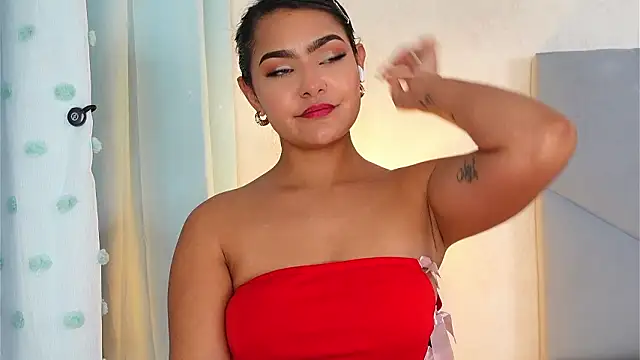 Pertunjukan Kamera Web AshiaEkta1