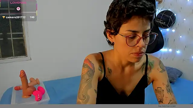 Chatroom XXX en direct de natt_op